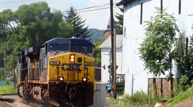 Eastbound CSX AC4400 In Meyersdale